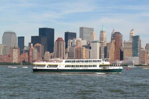105-circle_line_manhattan_skyline.jpg