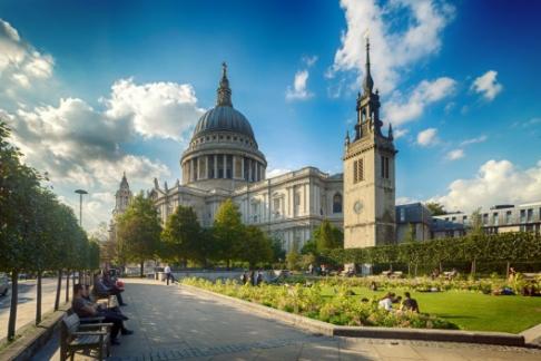 13285-Exterior-of-St-Pauls-Cathedral-from-the-SE.jpg