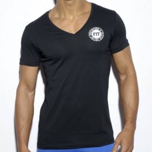 never-back-down-t-shirt-black-es-collection.jpg